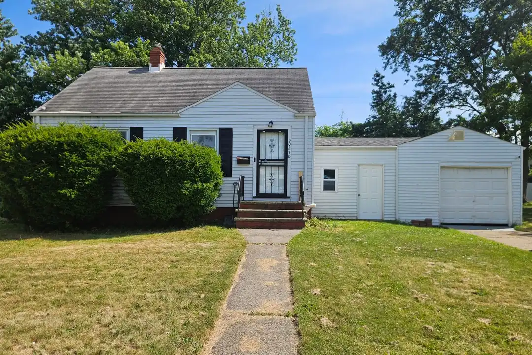20630 Morris Ave – photo 1
