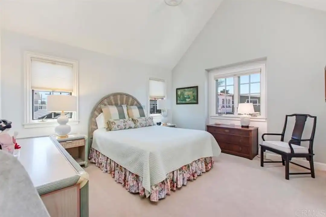 958 A Ave - View 6