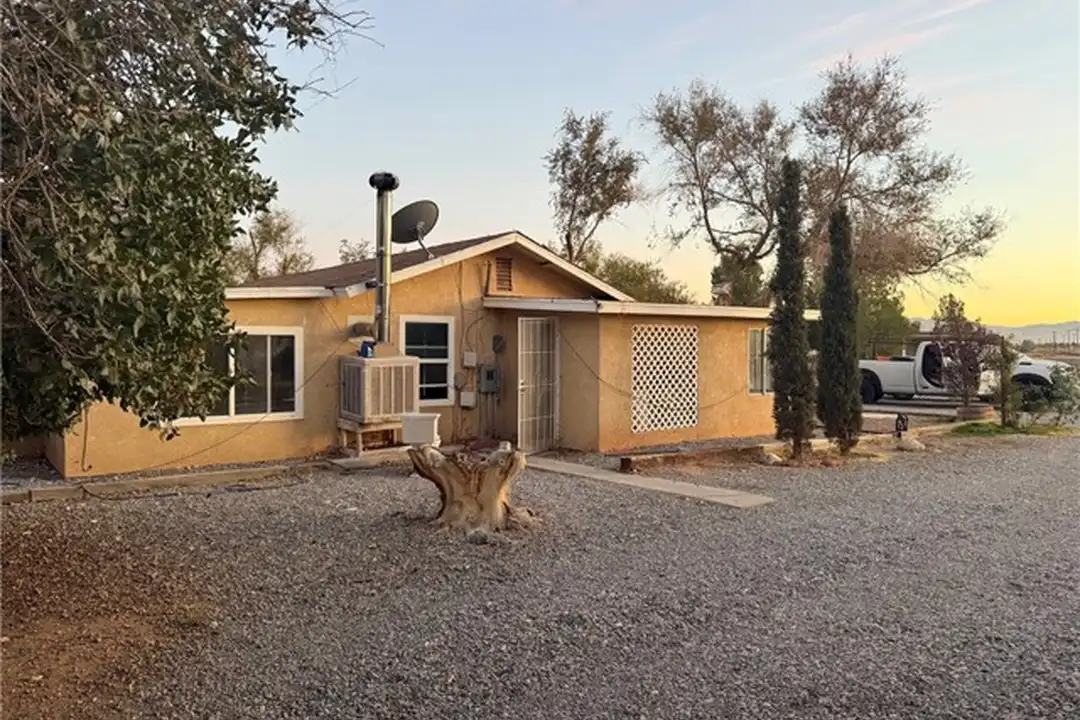 16100 Navajo Rd unit 1 - View 2