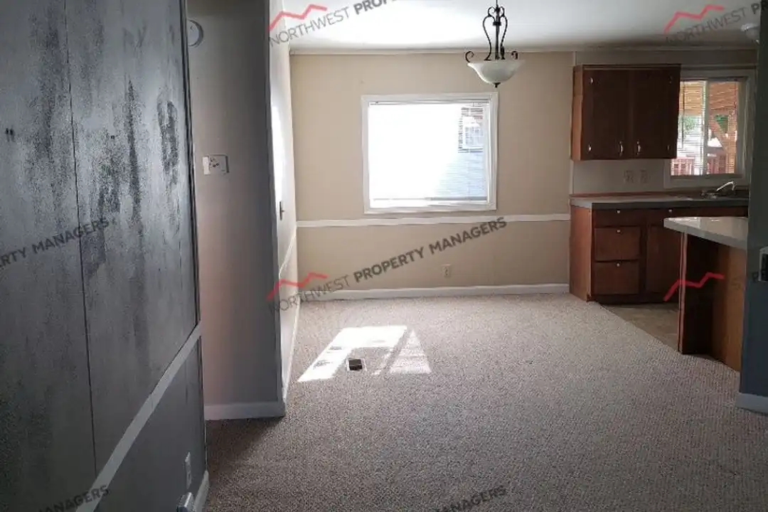 2495 NE Kresky Ave unit #165 - View 4