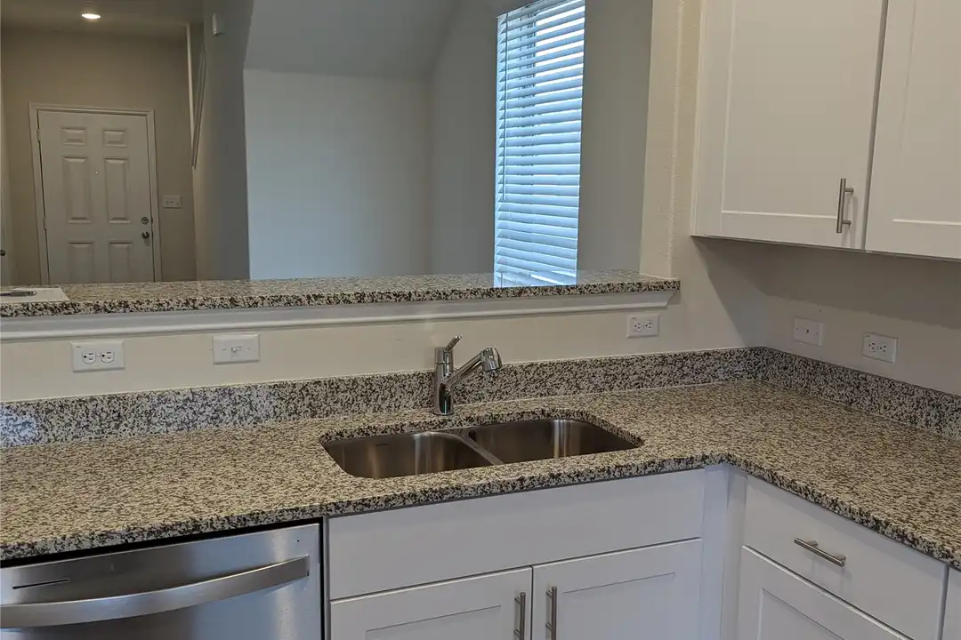 98 Pacific Loon St - View 5