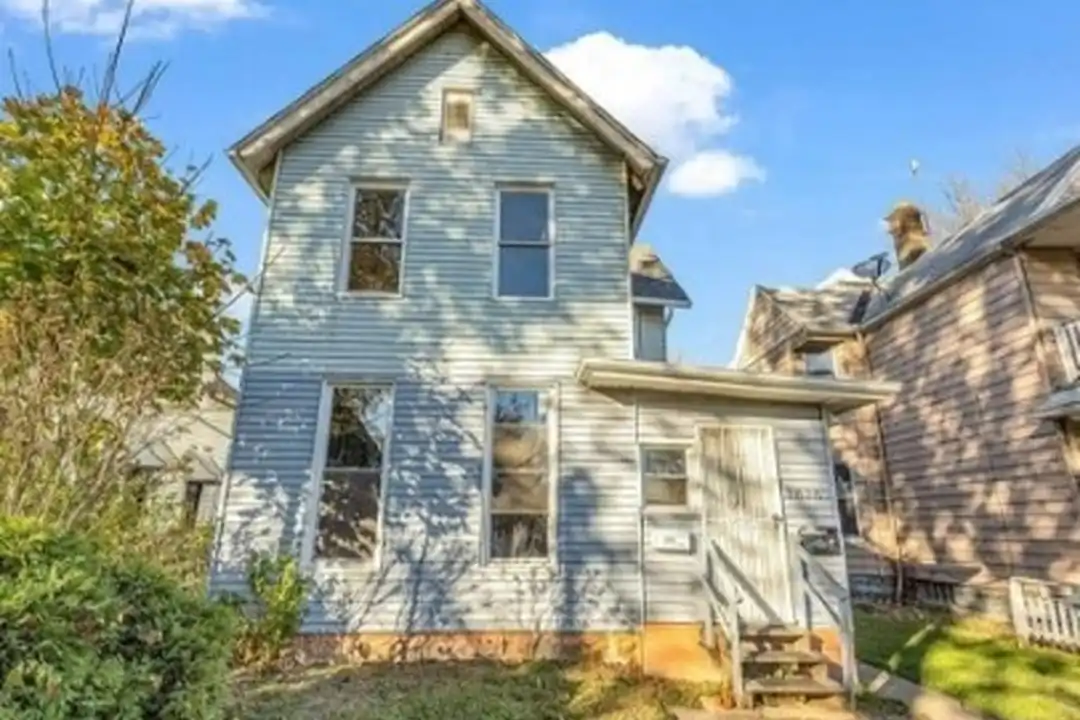 3838 Marvin Ave – photo 1