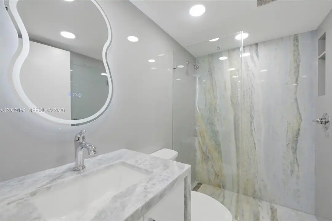 22384 Thousand Pines Ln - More