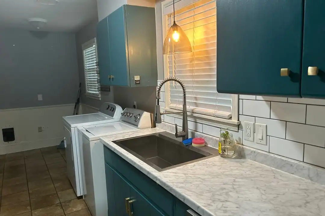 1561 Wilbec Rd - View 4