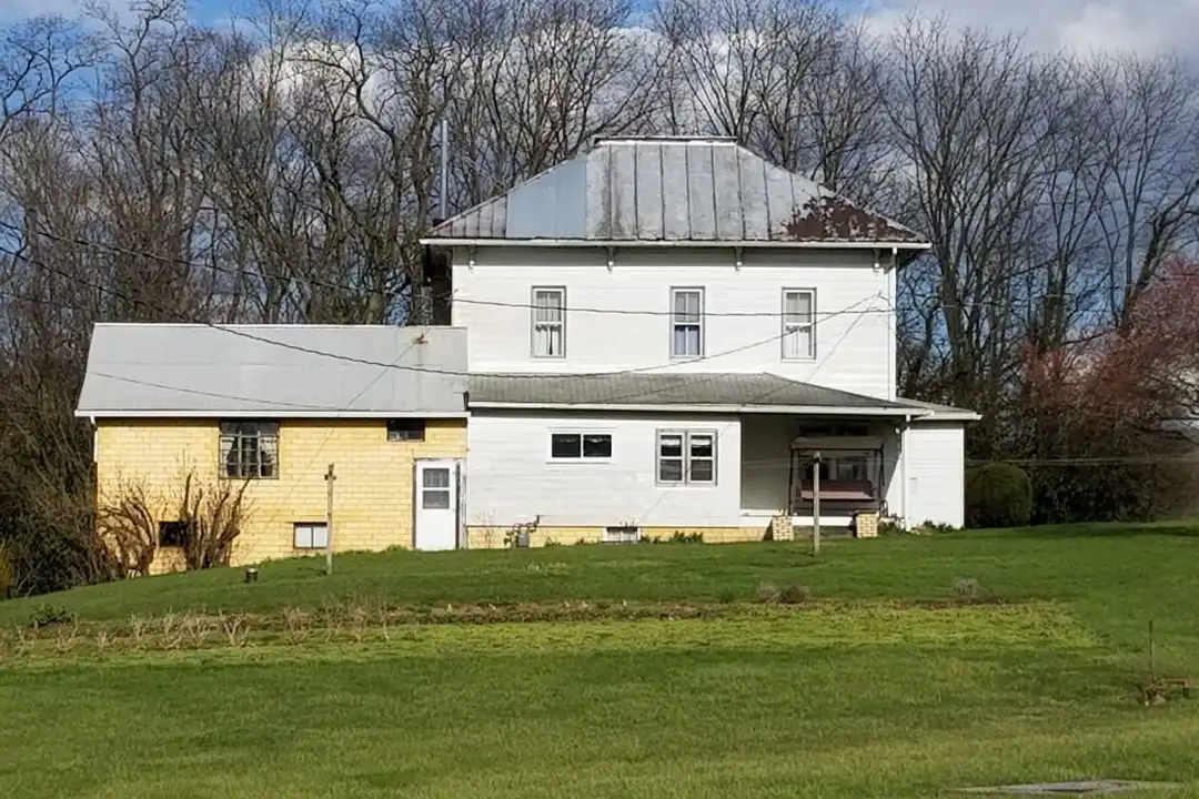 10419 Co Rd 329 unit C – photo 1 of 10