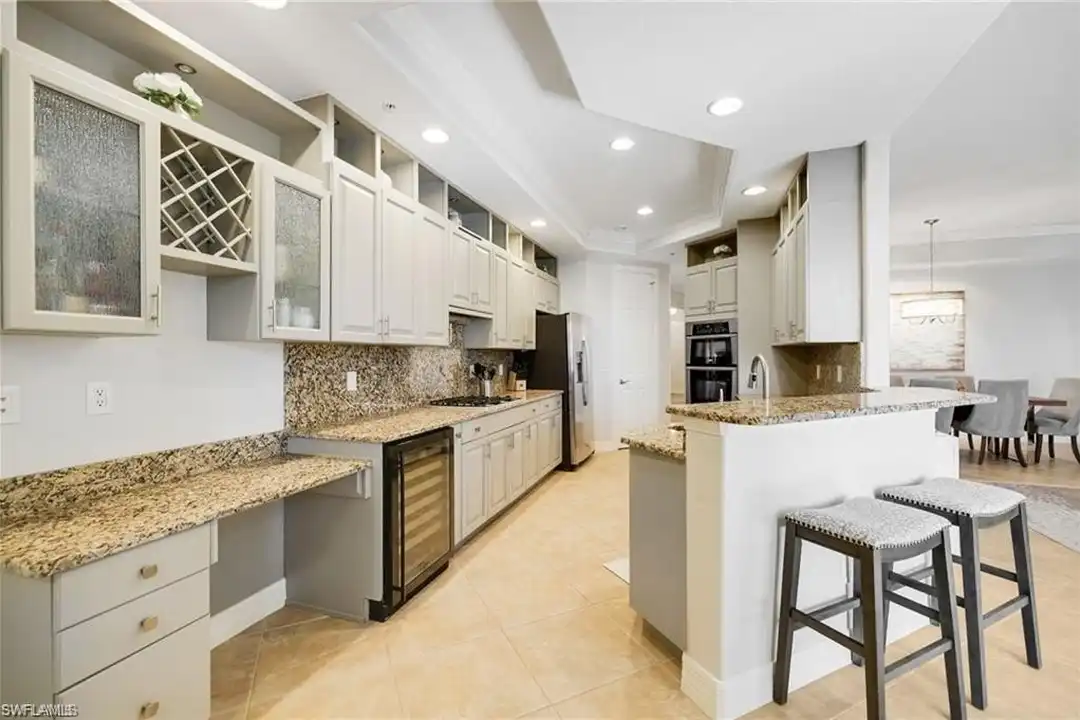 10731 Mirasol Dr #205 - More