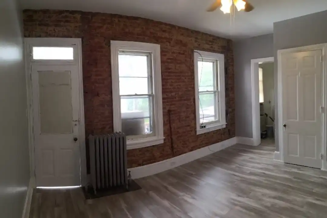 1339 Mineral Spring Rd – photo 1