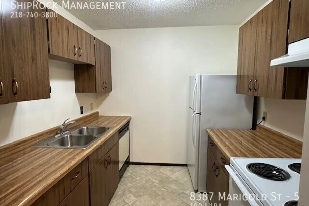 8387 Marigold St - View 3