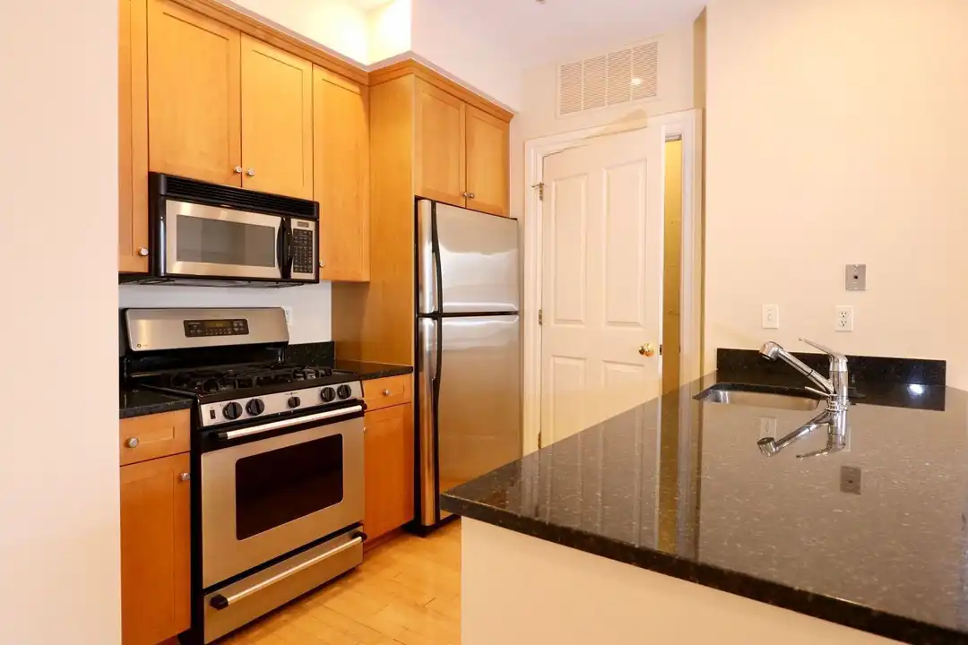 1640 16th St NW unit 307 - View 3