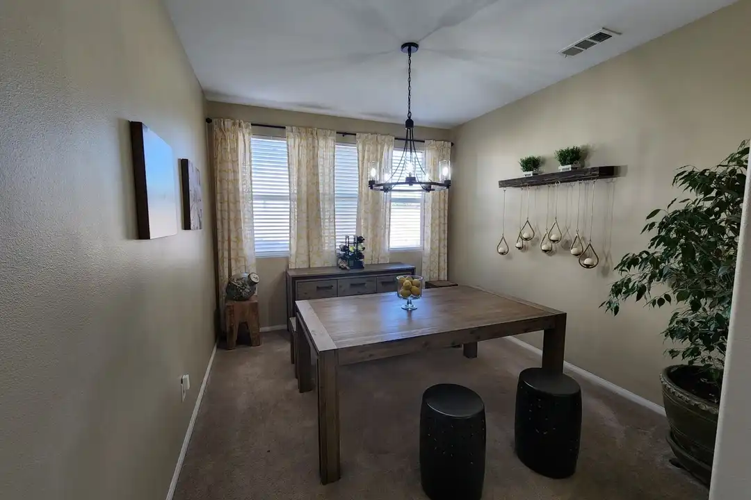 4018 Vahan Ct - View 4