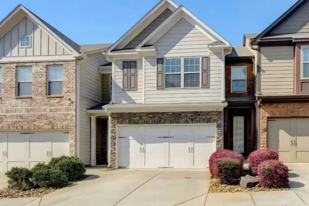 2273 Spicy Pine Dr - View 2