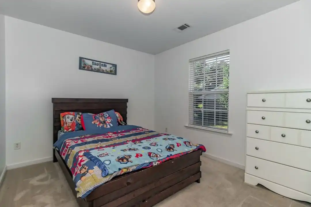 2002 Darwood Dr - View 4