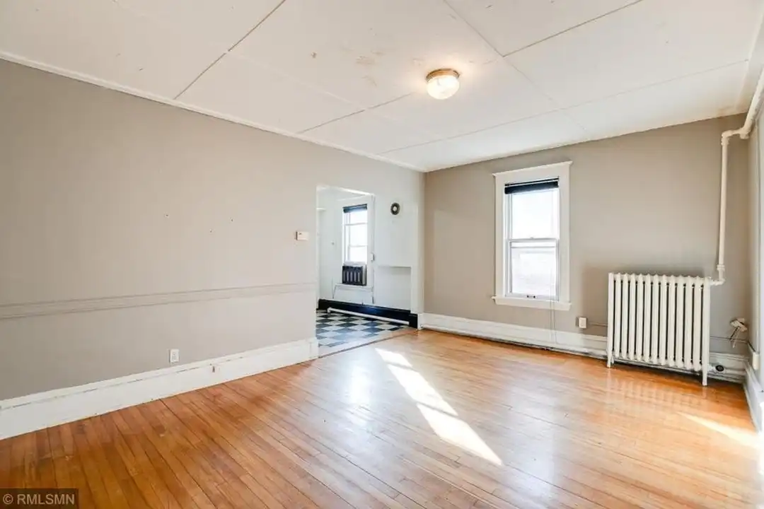 990 15th Ave SE unit 3 – pohled 3