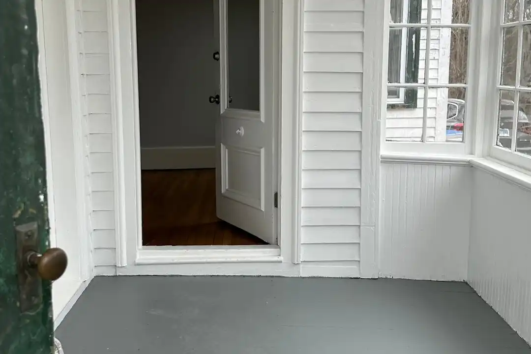 23 Pleasant Ave – photo 1