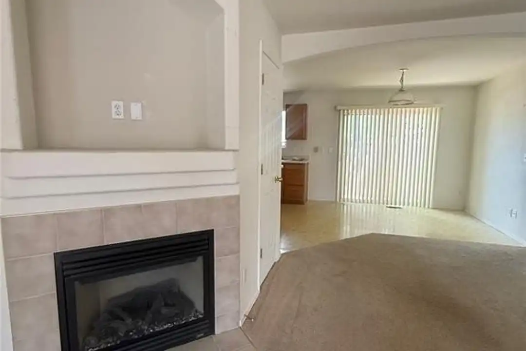 Apartment in Colorado Springs - View 3