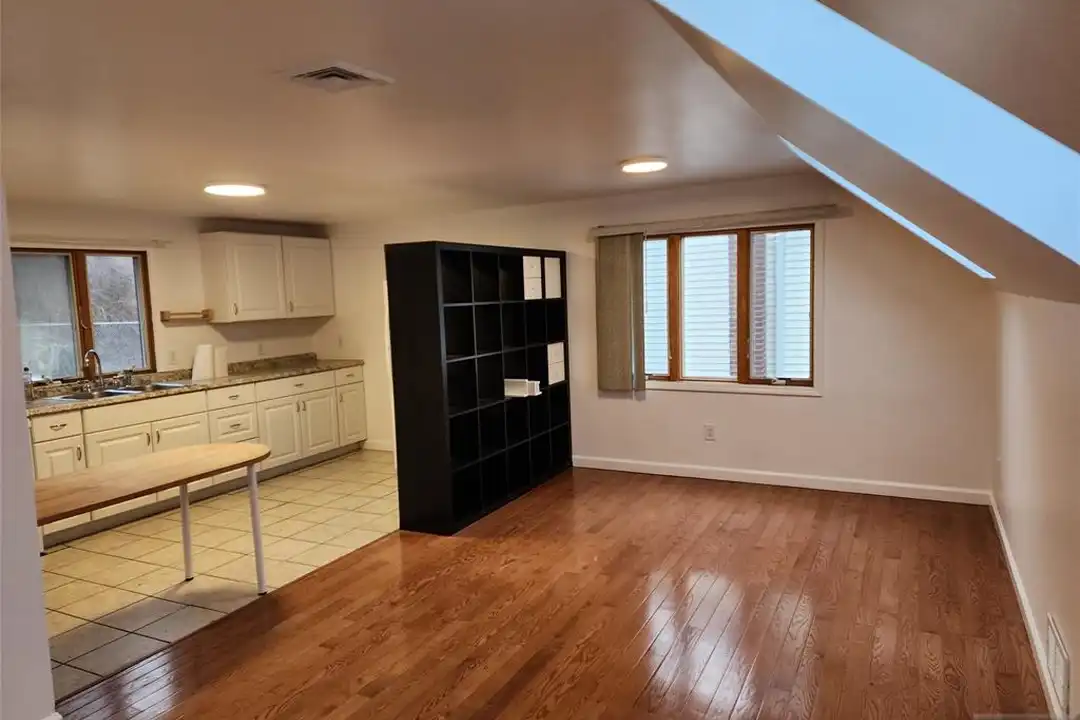 316 10th St unit 2ND FL - View 3