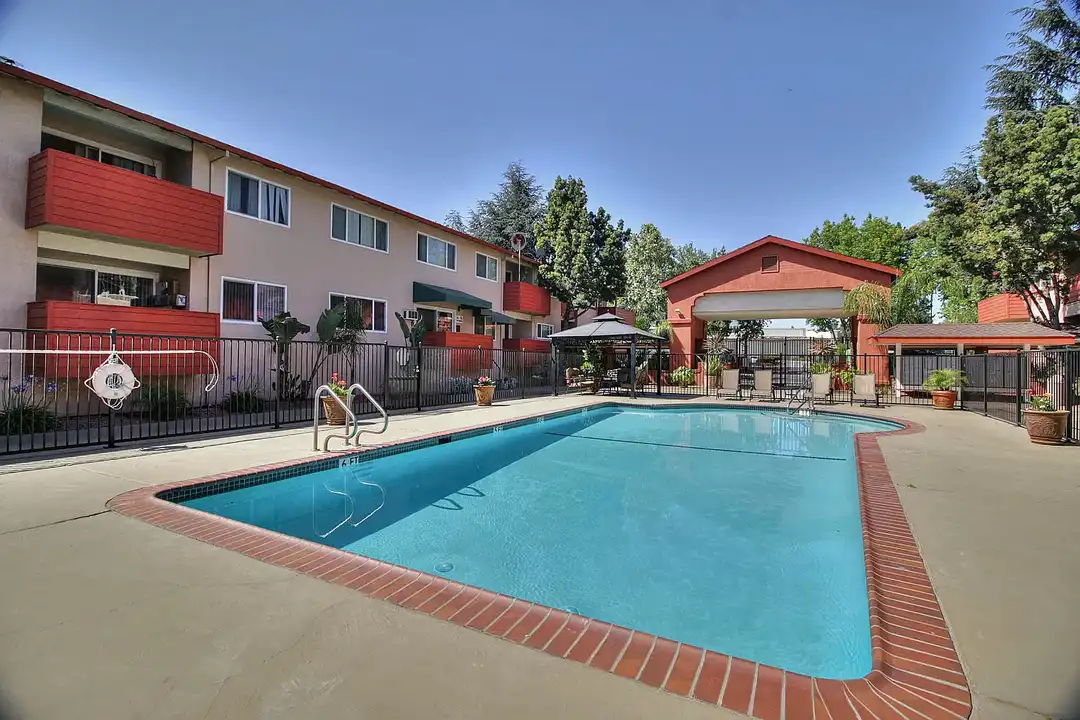 Curated visual reference: Fresh Look at The Californian Apartments 2326 California St Mountain View Ca