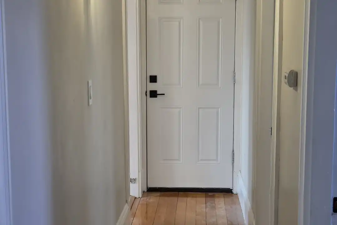 19 Gardner Ave unit 2 – photo 1