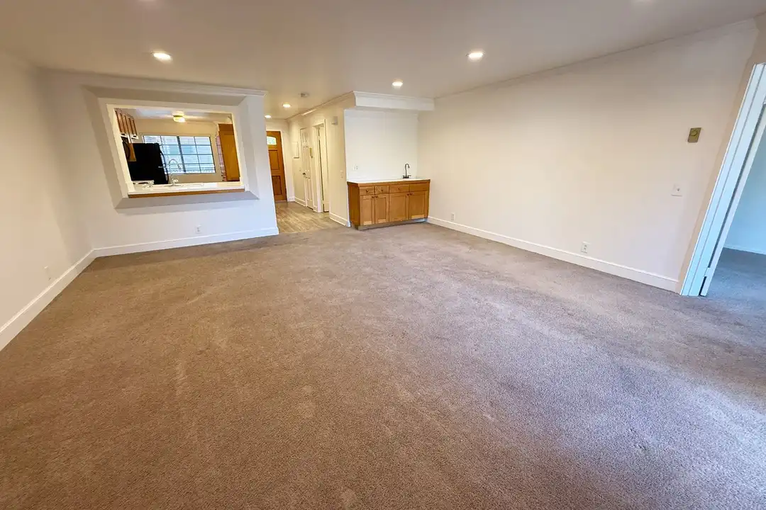 8880 Villa La Jolla Dr unit # 214 – pohled 5