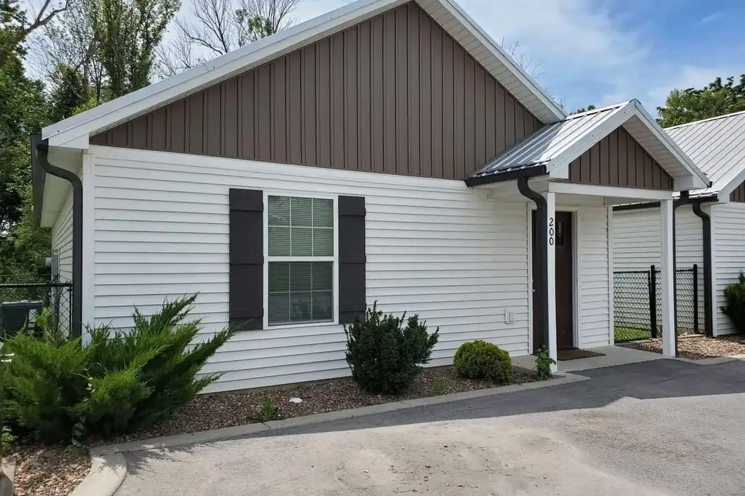 180 Cane Creek Ln unit White House 180 – photo 1