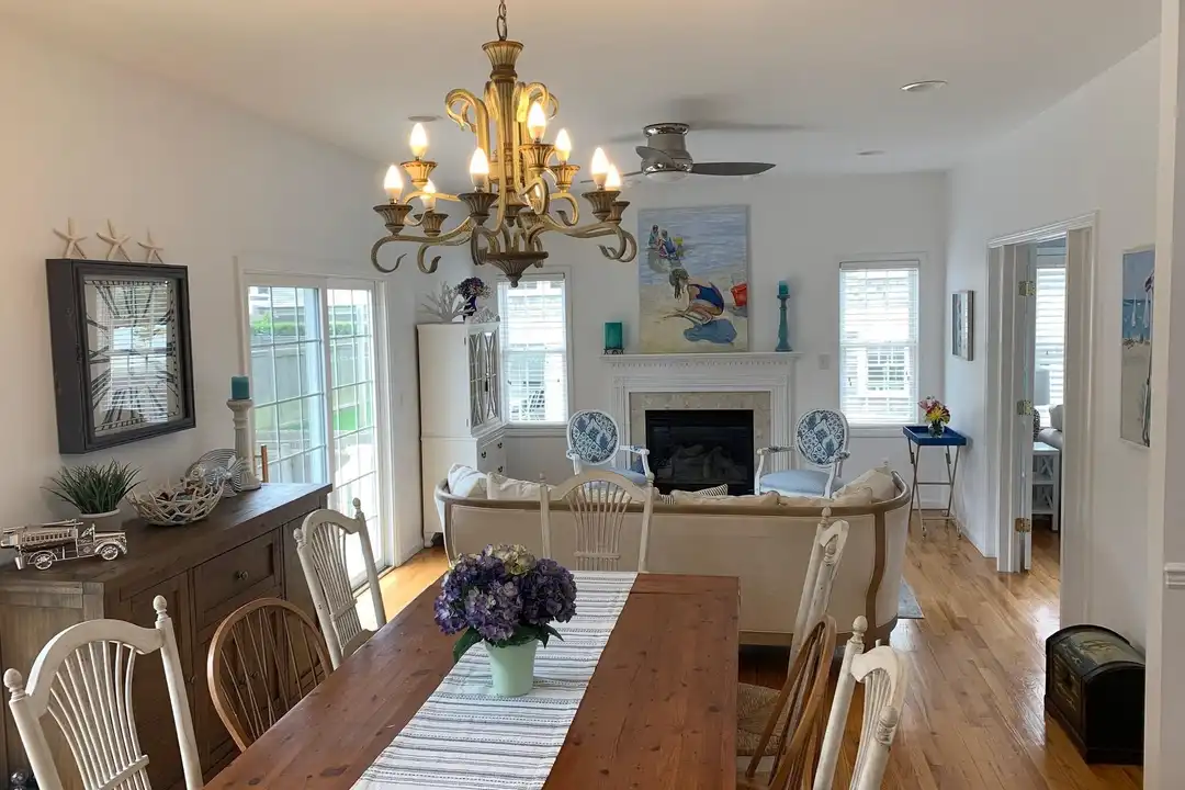 979 Ocean Ave - View 5