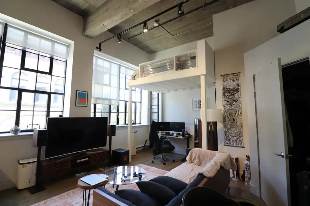20 Sunnyside St – pohled 6