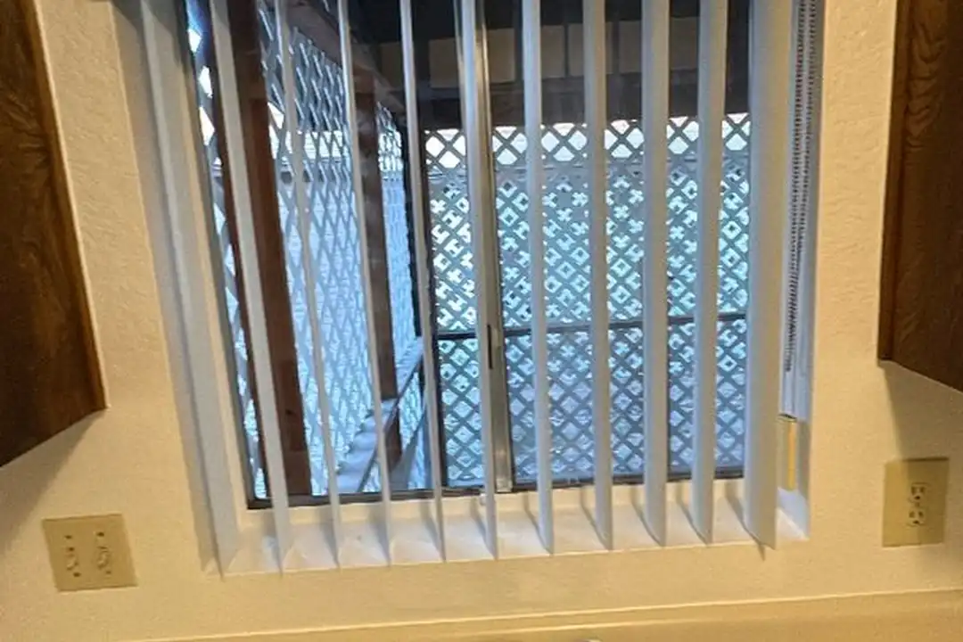 12801 N 113th Ave unit Apt #2 - View 6
