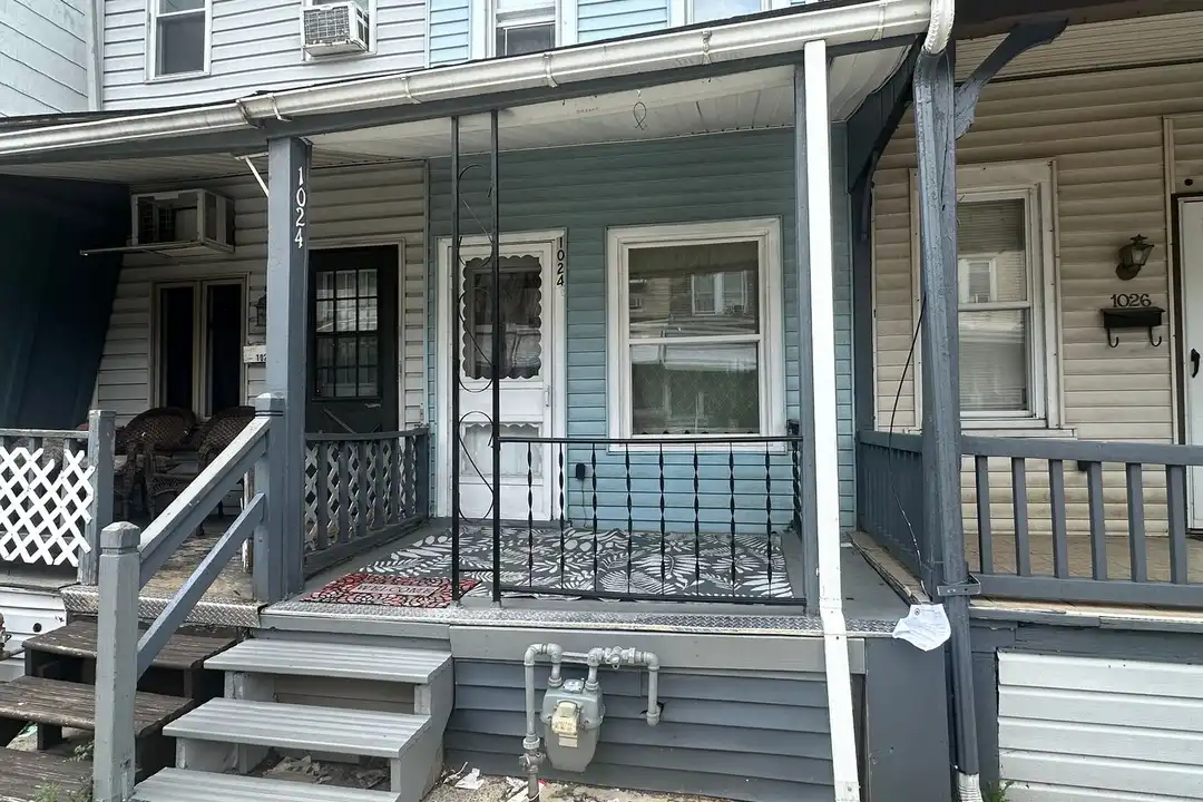 1024 Birch St – photo 1
