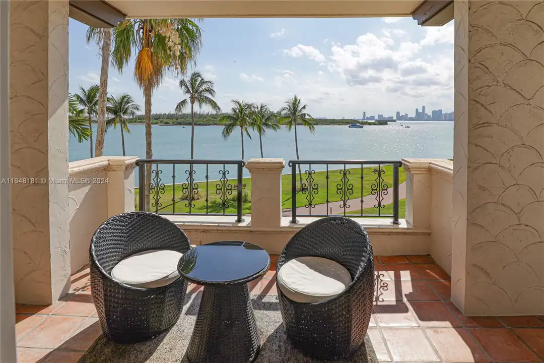 2235 Fisher Island Dr - View 2