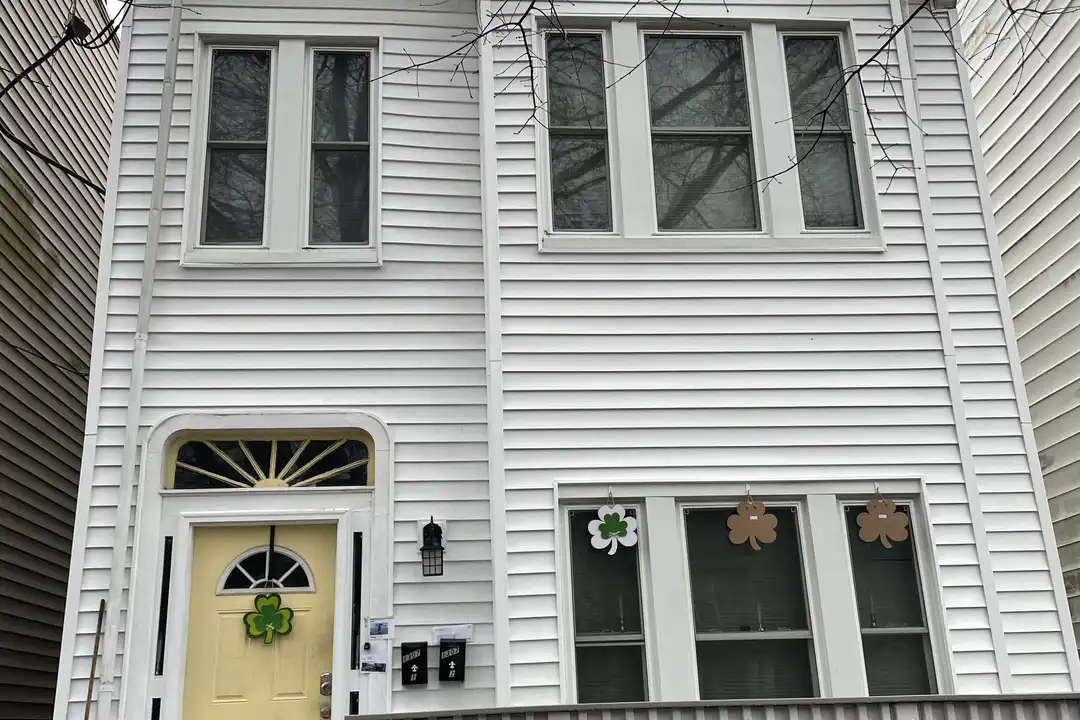 1307 Oakwood Ave unit 2 – photo 1