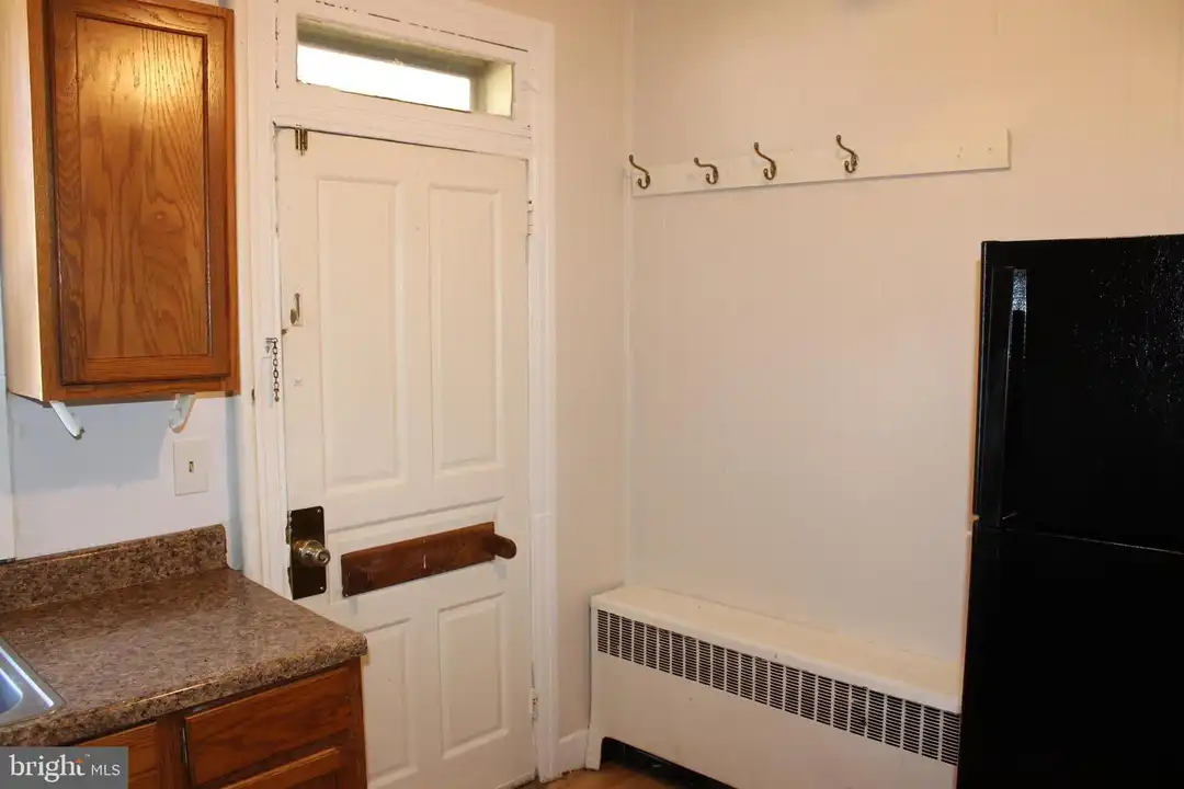 103 W 6th Ave unit 2ND FLOOR - View 3