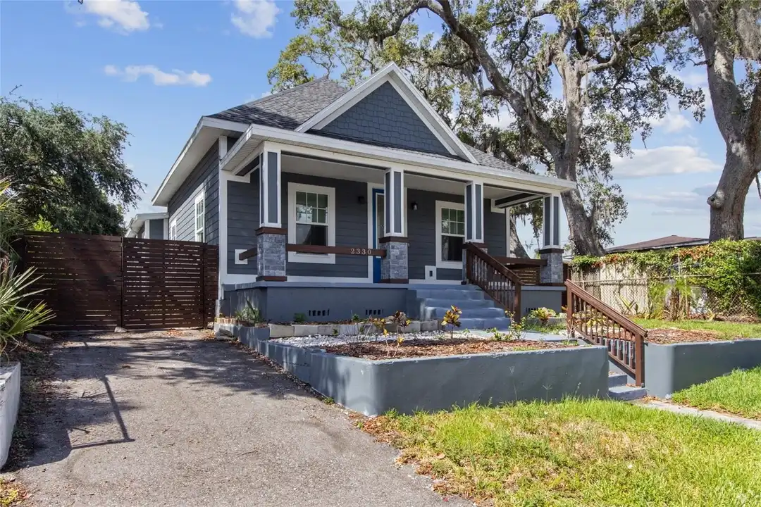 2330 W St Louis St – pohled 4