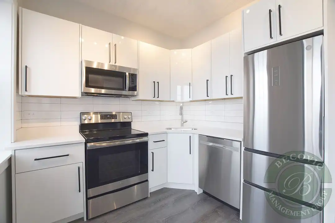 7645 N Sheridan Rd unit 302 – pohled 2