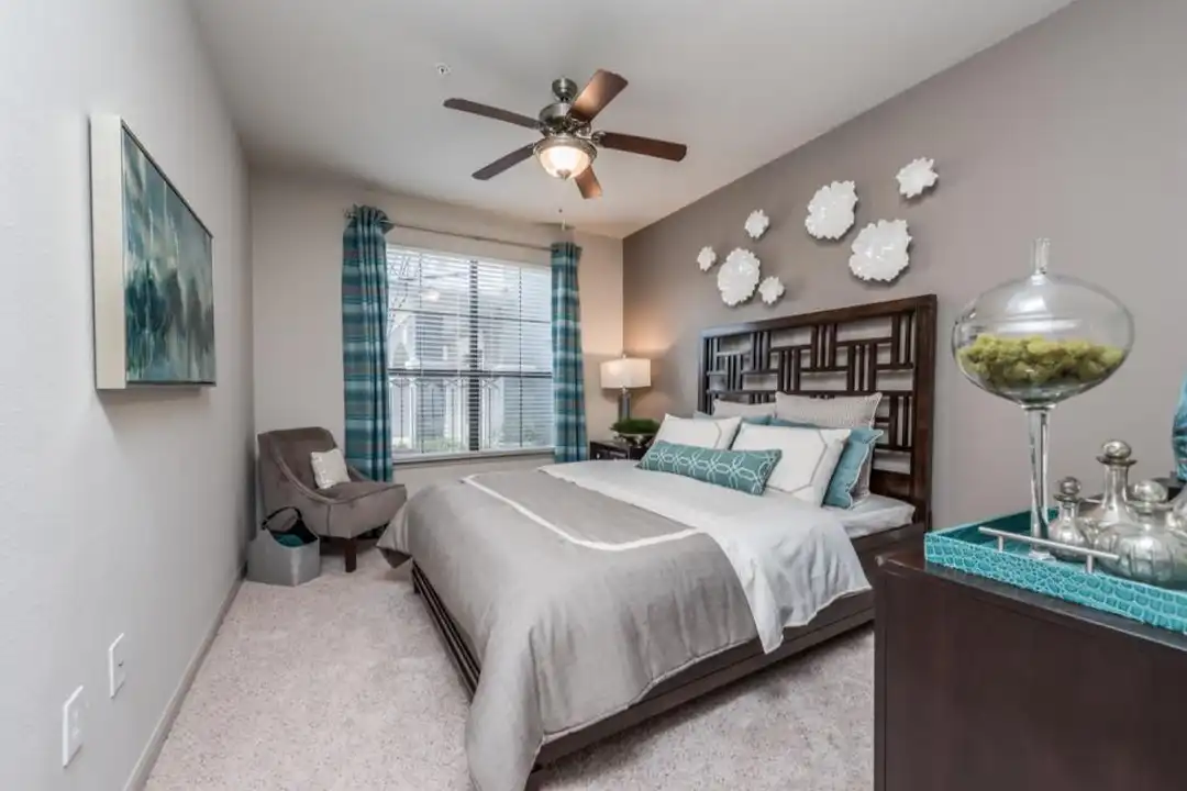 8331 Braesmain Dr - View 4