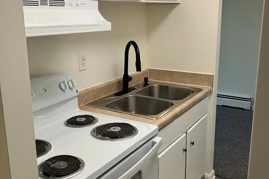 1459 Henley Rd unit 16-1459 Henley of Troy LLC – photo 1 of 12