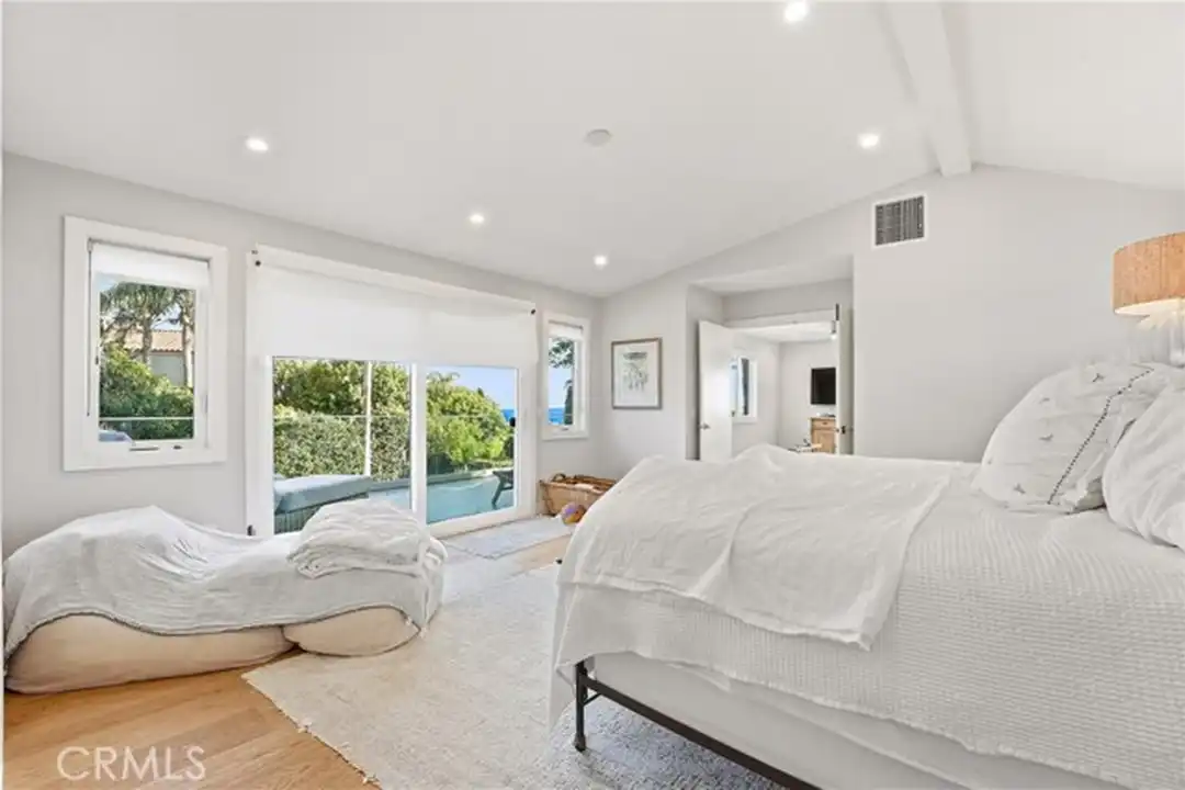 3078 Zell Dr - View 5