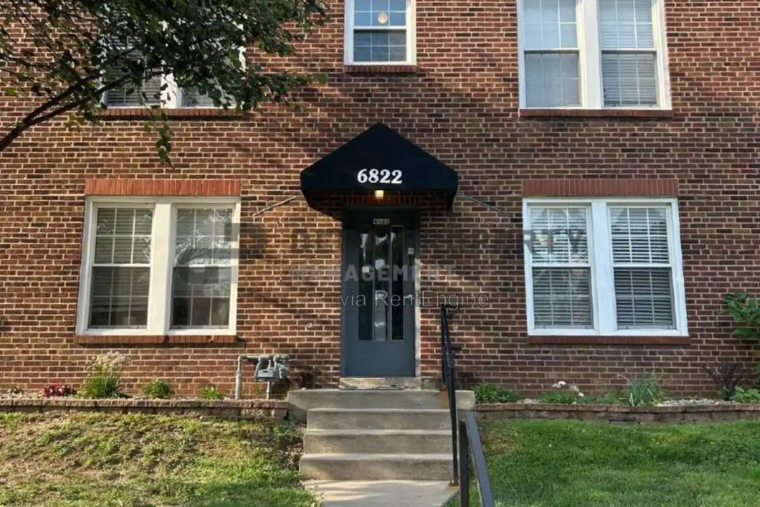 6822 Waldemar Ave unit B – photo 1
