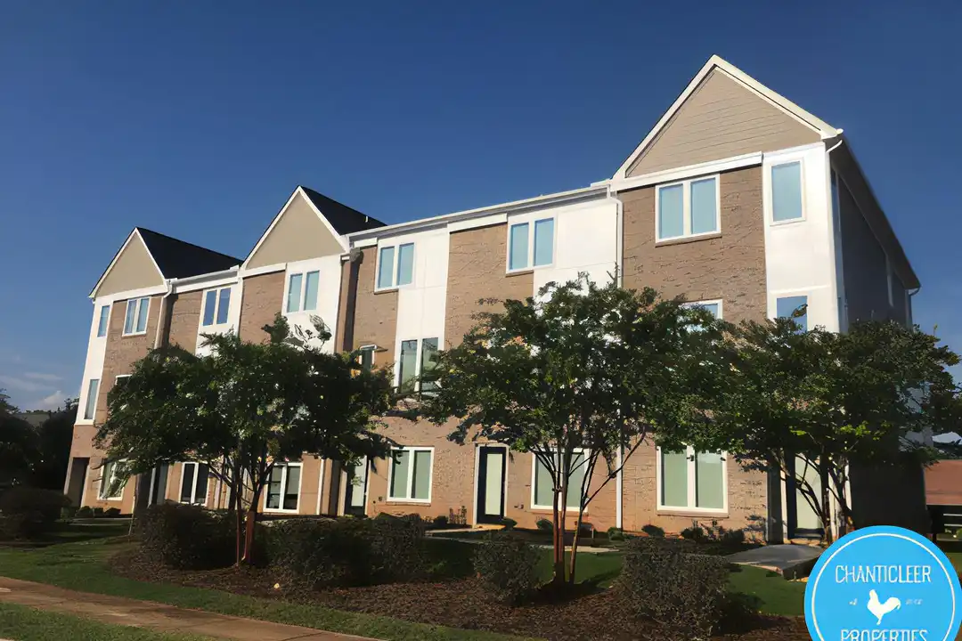 2618 Wolf Cub Ct – pohled 2
