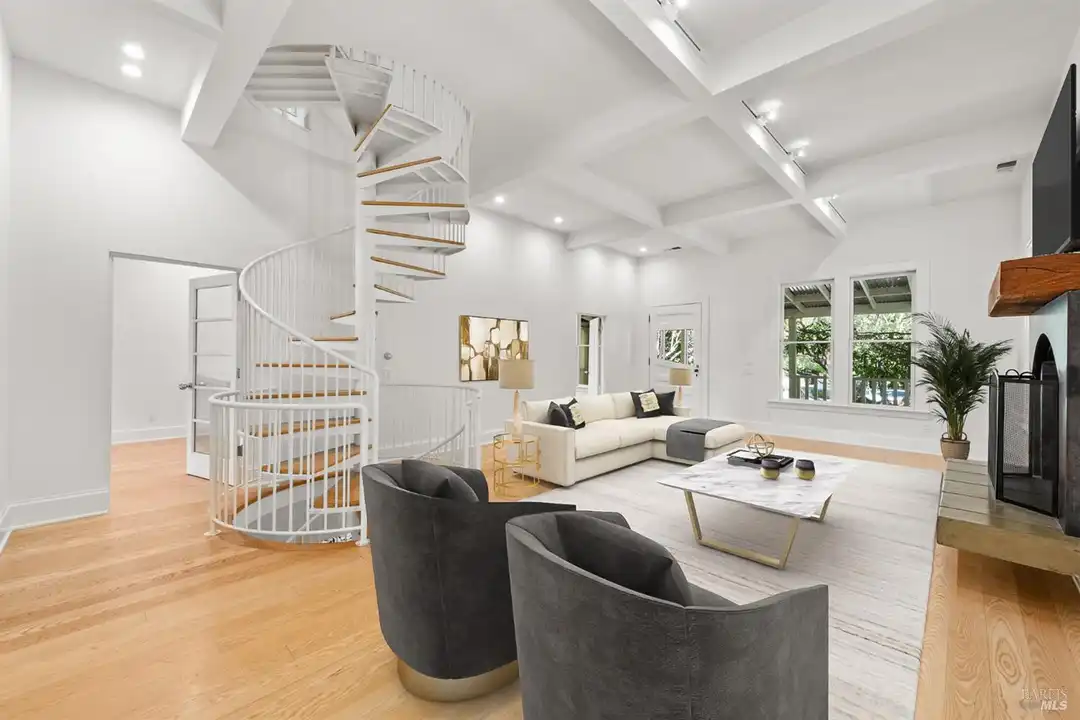 1533 Allyn Ave - View 4