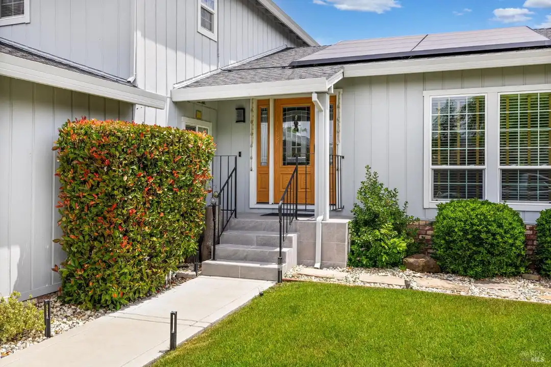 1066 Century Dr - View 3