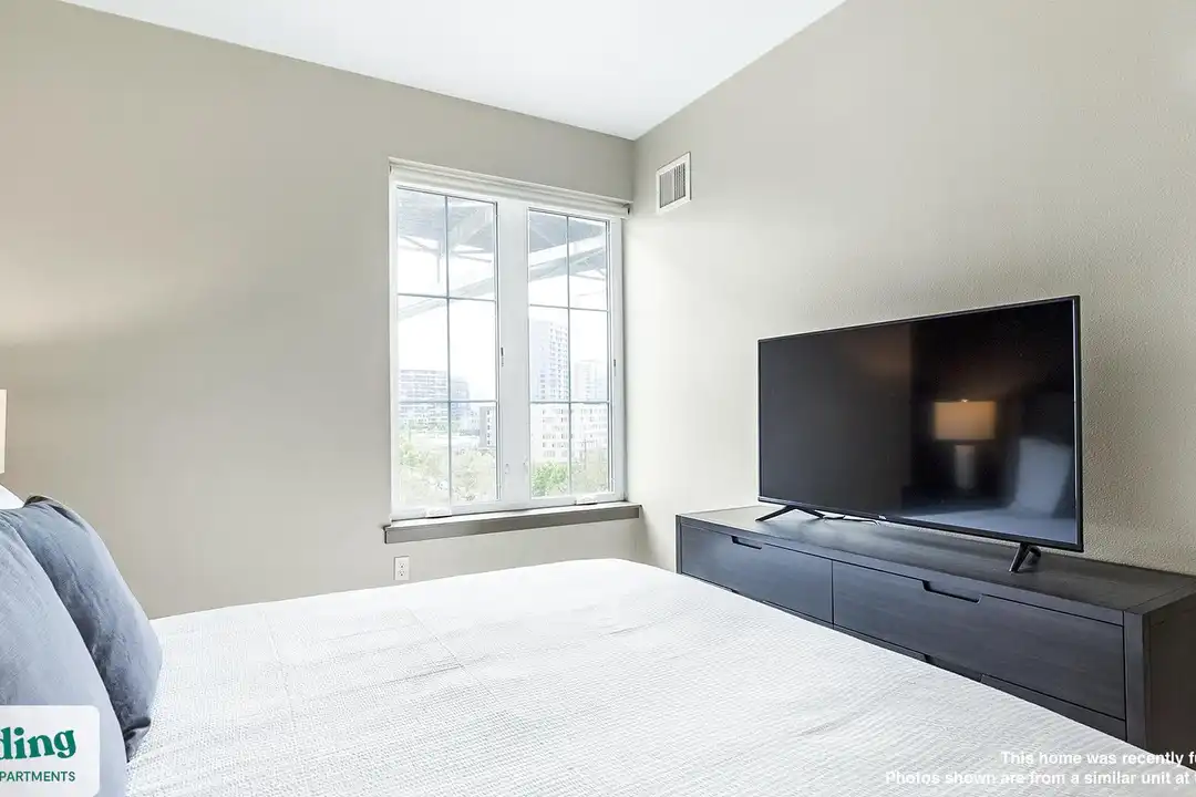 1850 NW Front Ave unit 524 - More