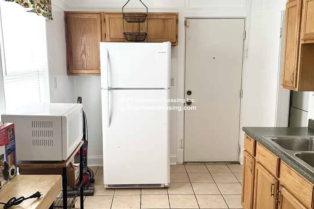 6544 N Talman Ave unit 2 - View 4
