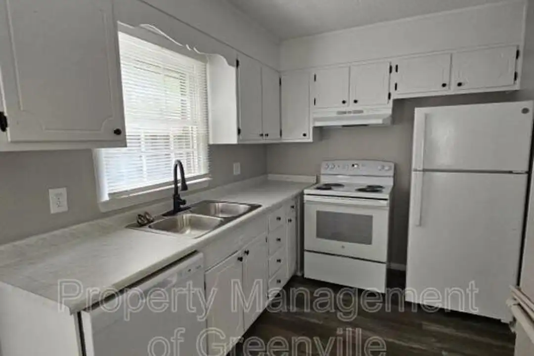 6526 White Horse Rd unit 9A - View 3