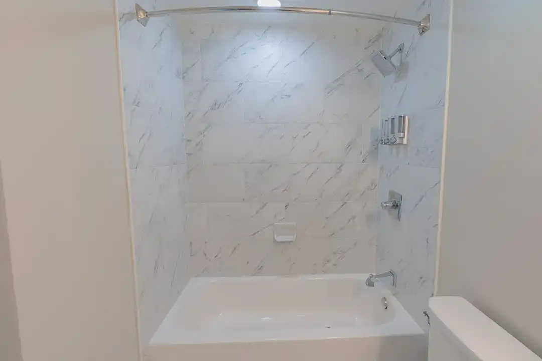 1514 W Girard Ave unit 1514-2F – pohled 5