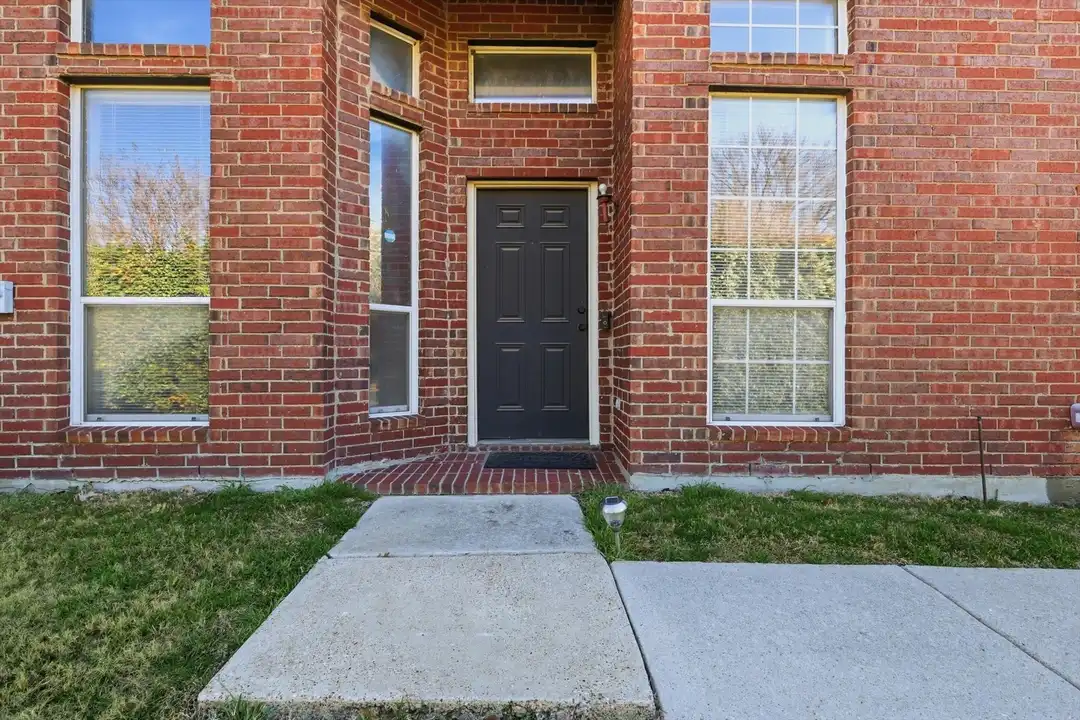 11186 Still Hollow Dr - View 2