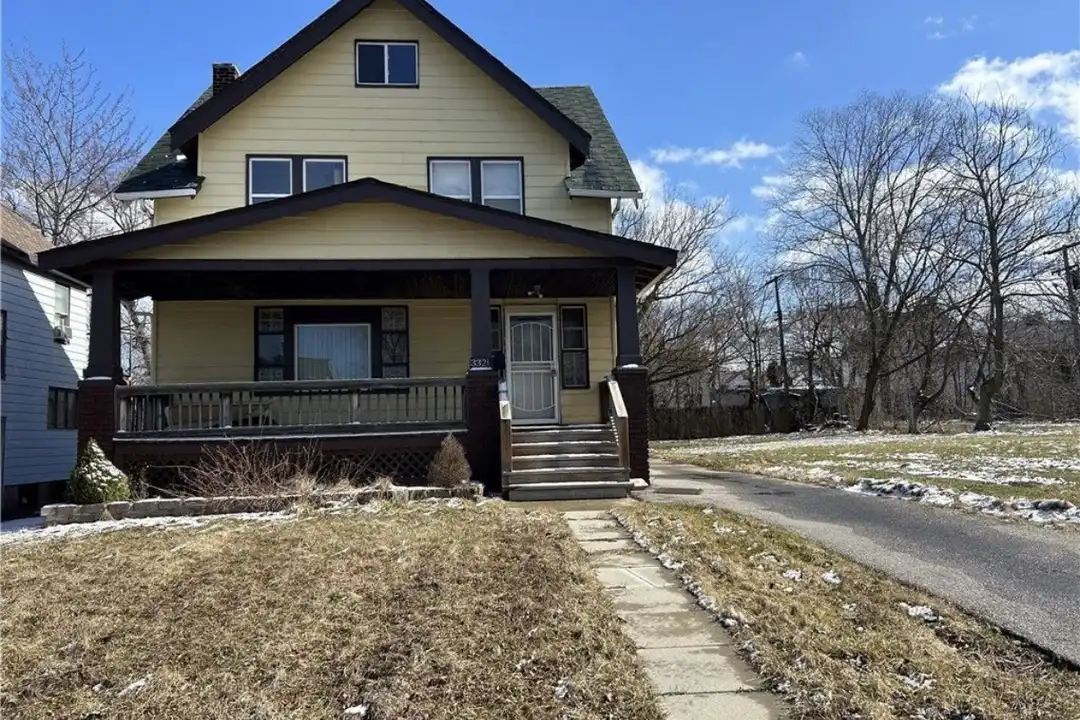 3321 E 119th St – photo 1