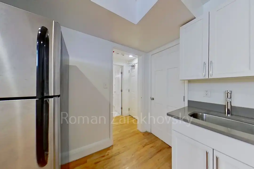 14 Brainerd Rd unit 17C – další