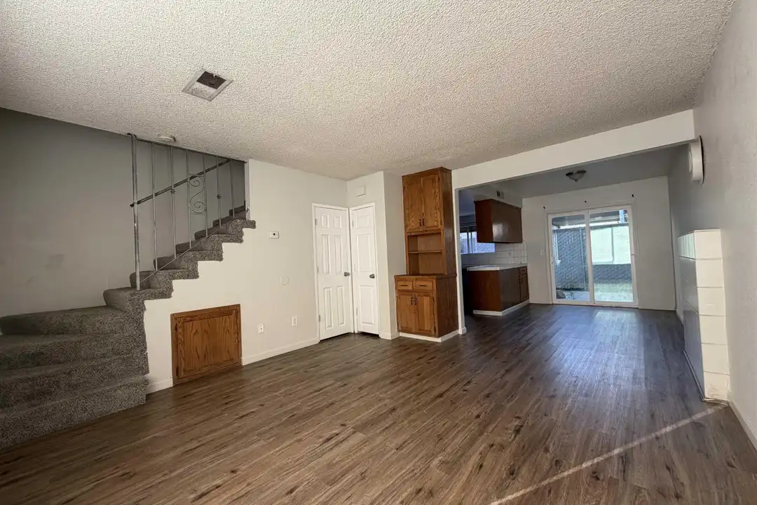 1648 W N Bear Creek Dr - View 5