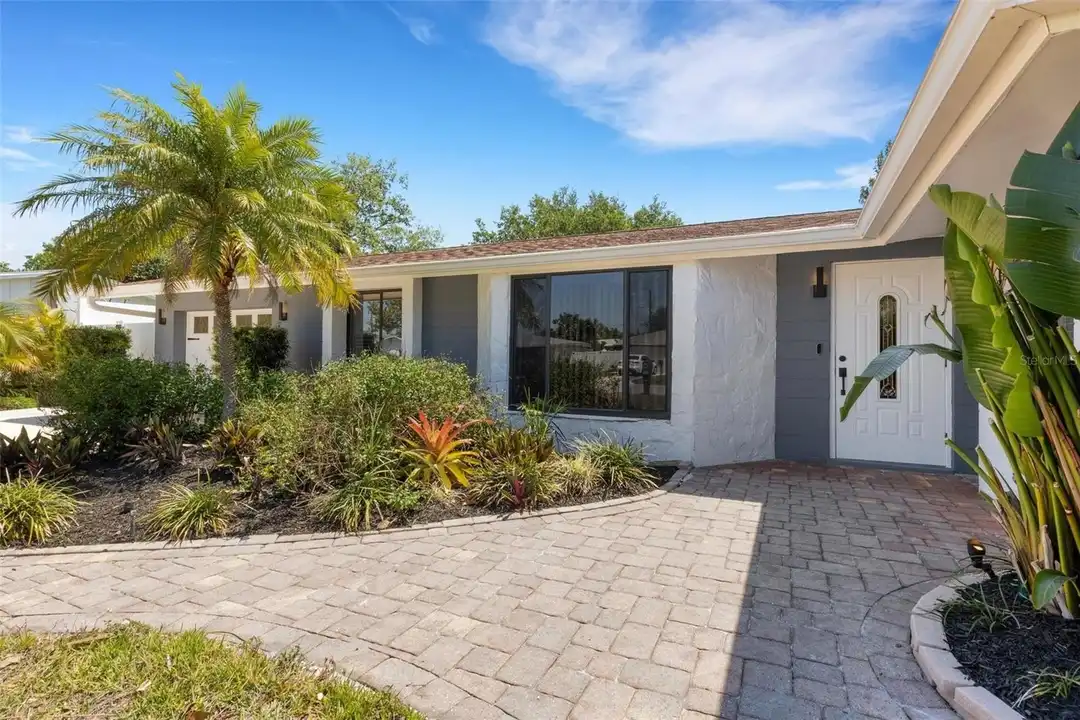 4645 Hunter Ridge Dr - View 5