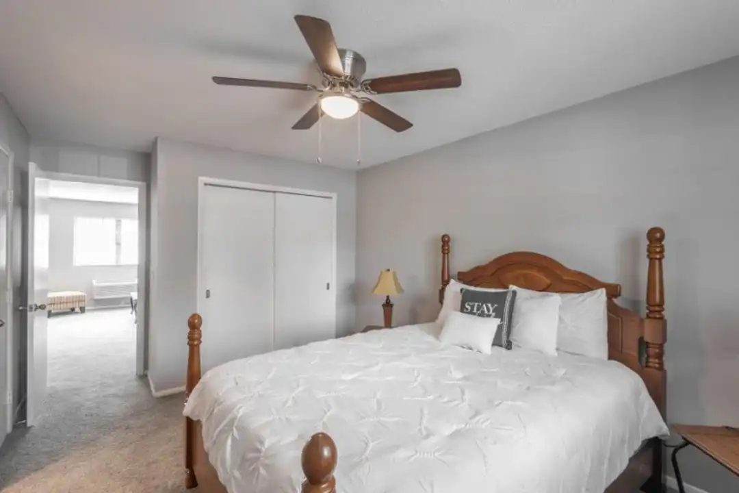 1290 Hatfield Dr unit 1070 - View 4